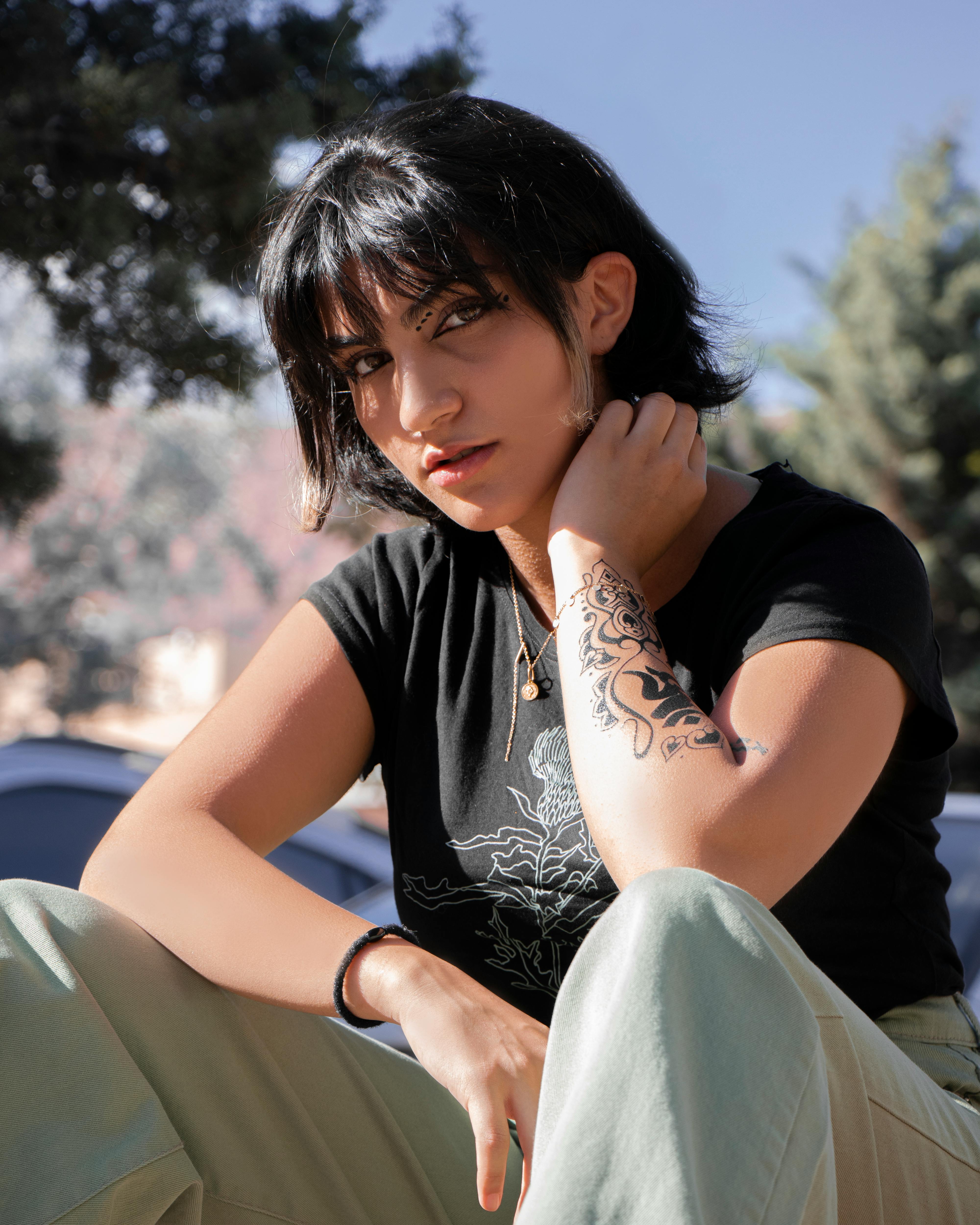 人物与舞台灯光照片